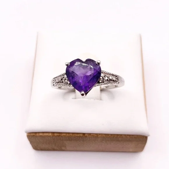 Size 7 Dark Purple amethyst heart 925 sterling silver ring - Picture 8 of 8